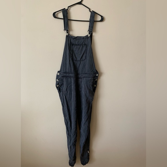 Good condition. No damage - Picture 1 of 4